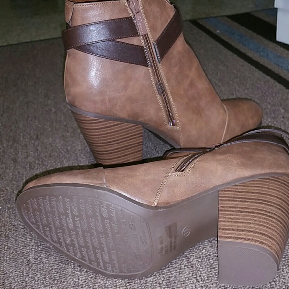 Booties - Picture 3 of 3